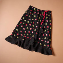 Load image into Gallery viewer, Vintage 90&#39;s Floral Midi Skirt
