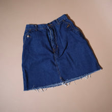 Load image into Gallery viewer, Vintage Essential Denim Mini Skirt
