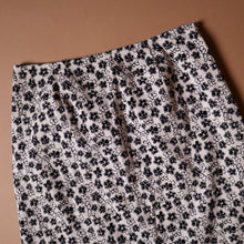 Load image into Gallery viewer, Vintage Floral Print Skirt
